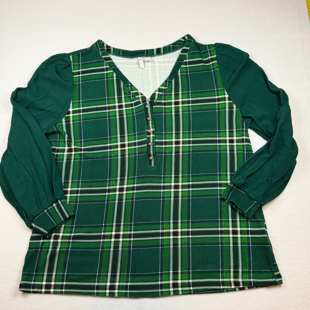 Cato Women Green Plaid Ribbed Knit Henley Top Long Sleeve Size L